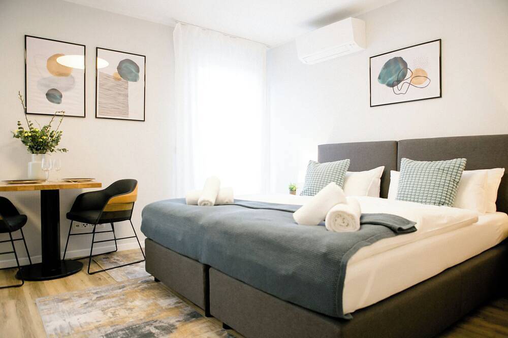 Ganze Wohnung, Bonquartier|Luxapt#1-Selfcheckin/Kü/Ac/Prkn/Sbahn in Sankt Augustin, Rhein-Sieg-Kreis