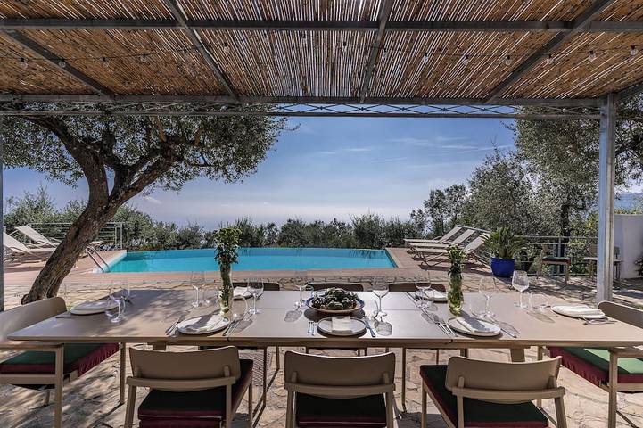 Villa für 12 Personen, mit Pool - 1