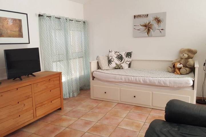 Gîte pour 4 personnes, avec terrasse et jacuzzi à Cazouls-lès-Béziers - 3