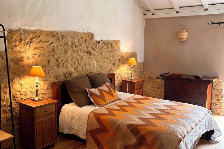 Location de vacances pour 10 personnes, avec jardin, animaux acceptés à Bourrou - 2