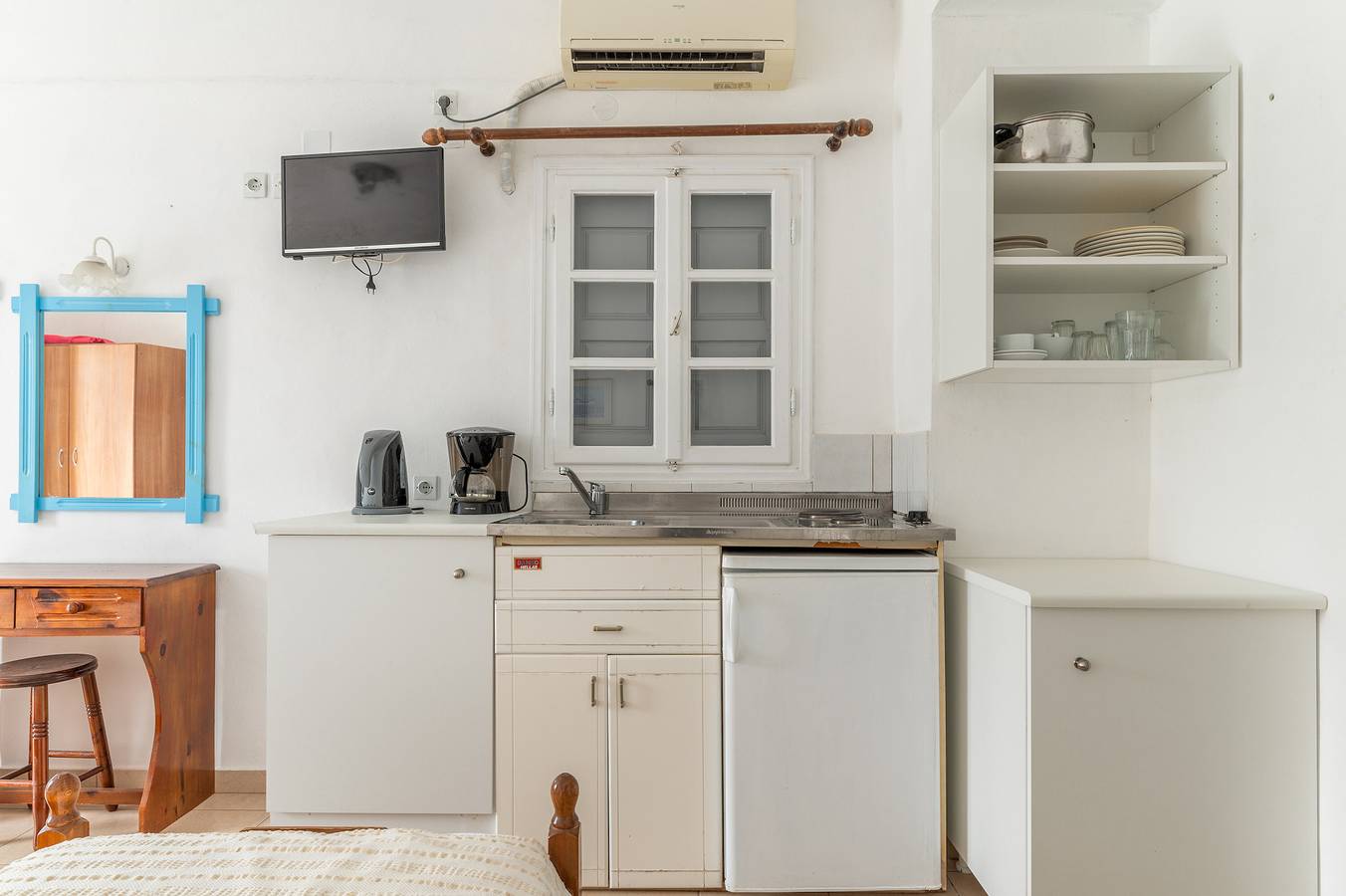 Studio entier, Studio 'Sifnos 3' avec vue sur la mer, Wi-Fi et climatisation in Plage d'Vathi, Cyclades