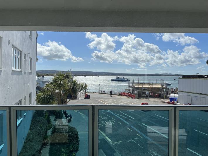 Ganze Wohnung, Flat 17 Golden Gates in Sandbanks, Poole