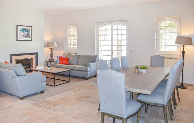 Location de vacances pour 8 personnes, avec jardin ainsi que piscine et terrasse, animaux acceptés à Les Arcs (Var) - 4