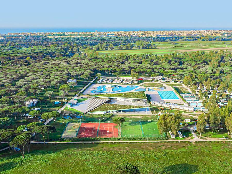 Camping Roma Capitol - Mobilhome 6 personnes - Comfort | 3 Ch. | 6 Pers. | Terrasse surélevée | Clim. in Rome, Province de Rome