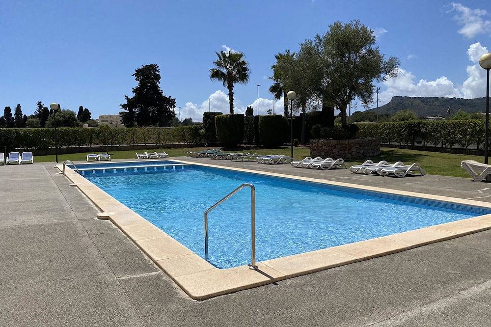 Ganze Wohnung, Azalea Cala Bona Super Apt-Pool-Wifi-1 Min Beach- Bdrm-2Bthrm-Terrasse in Cala Bona, Son Servera