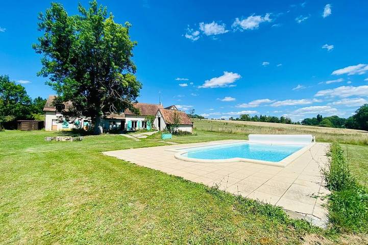 Location de vacances pour 8 personnes, avec jardin et terrasse dans Saint-Martin-de-Nigelles