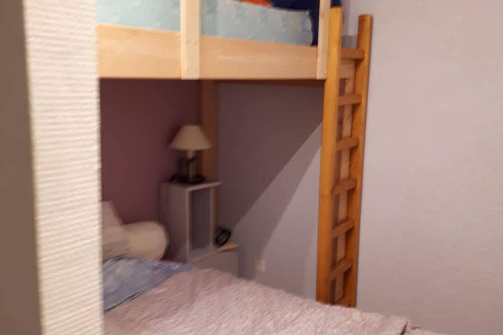 Appartement entier, Appartement pour curistes ou vacanciers près du centre thermal et des stations in Ax-les-Thermes, Pyrénées