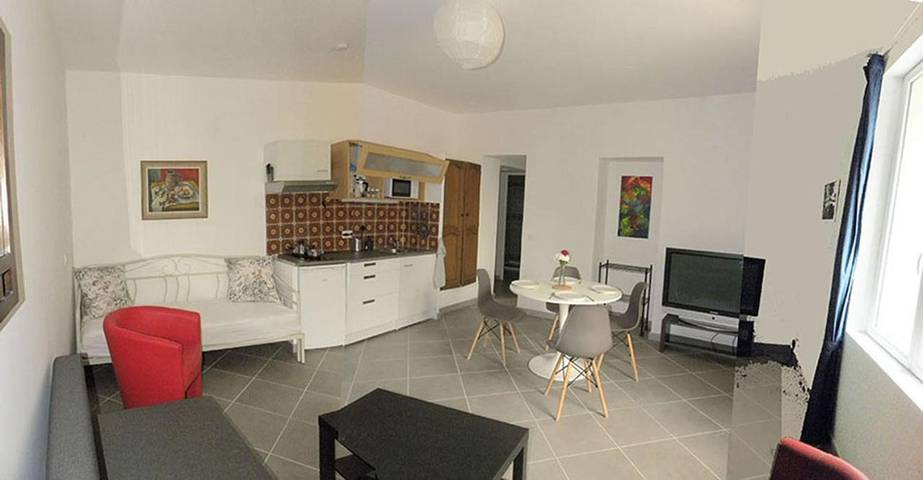 Gîte pour 3 personnes, avec vue à Charleval - 4