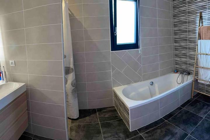 Location de vacances pour 8 personnes, avec jardin ainsi que vue et piscine à Saint-Geours-de-Maremne - 2