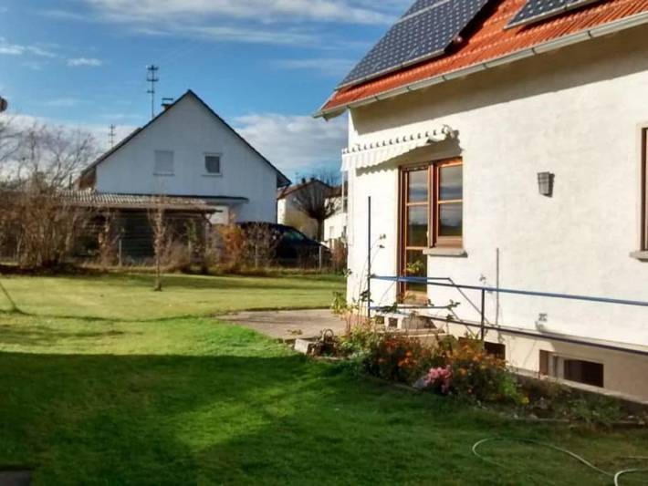 Ferienhaus für 4 Personen, mit Garten und Terrasse