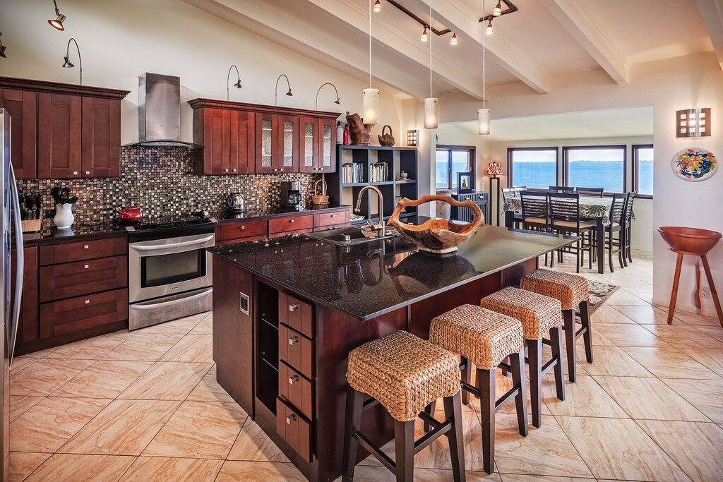 Absolute Meeresküste! Was für eine Aussicht! Wie kein anderer! Lesen Sie unsere Bewertungen! in Paukaa, Hamakua