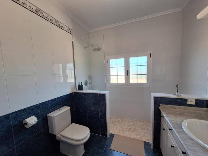 Chalet para 6 personas, con Balcón y Terraza además de Piscina y Vistas en Campo de Turia - 3