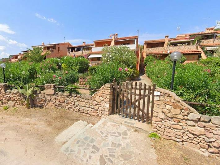 Appartamento per 4 persone, con balcone/terrazza, adatto a famiglie con bambini a Porto Istana