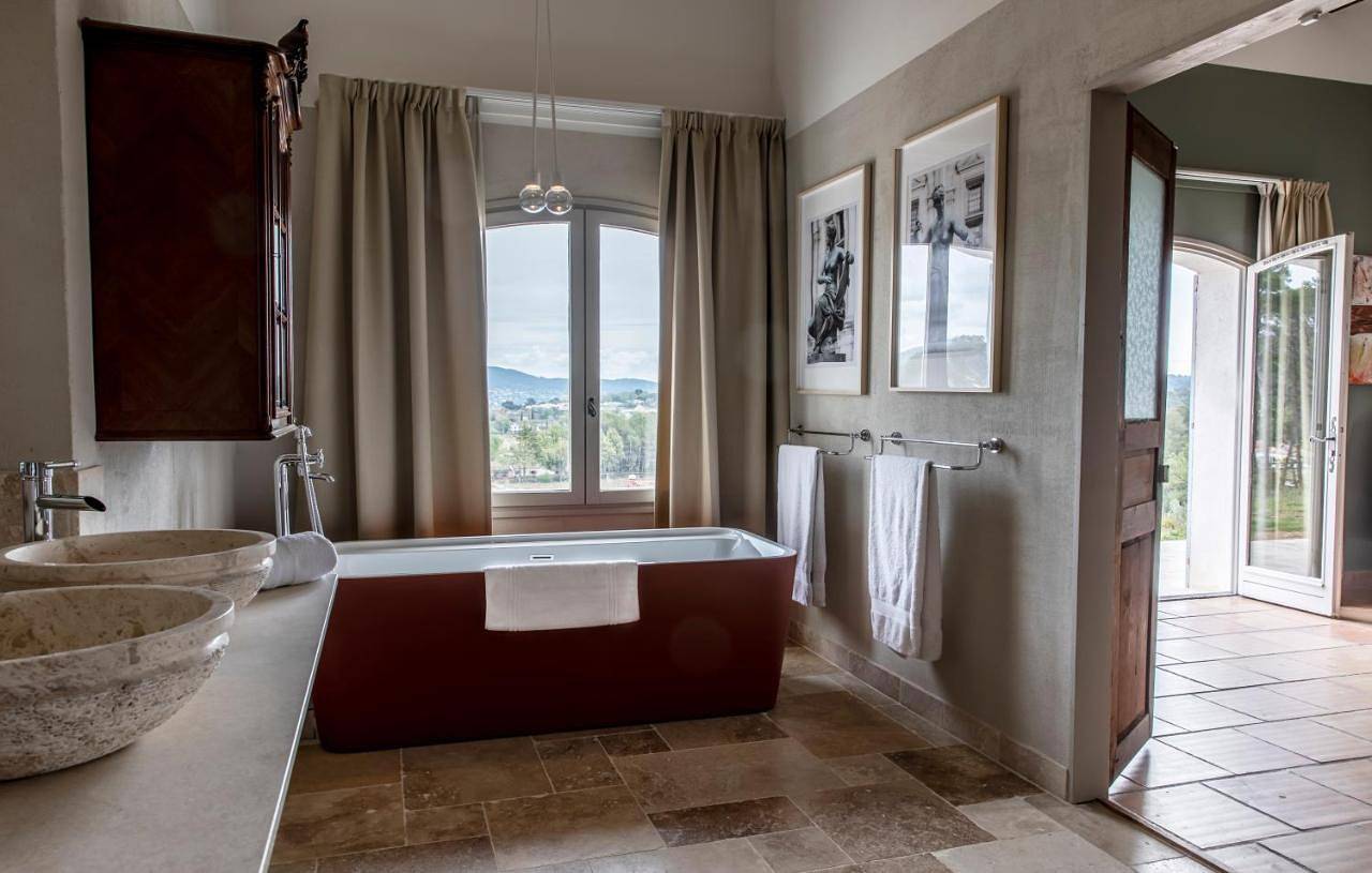 Domaine Rabiega - Vineyard and Boutique hotel in Draguignan, Région de Draguignan