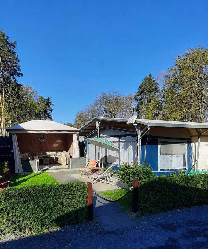 Camping für 4 Personen, mit Terrasse und Ausblick in Brandenburg