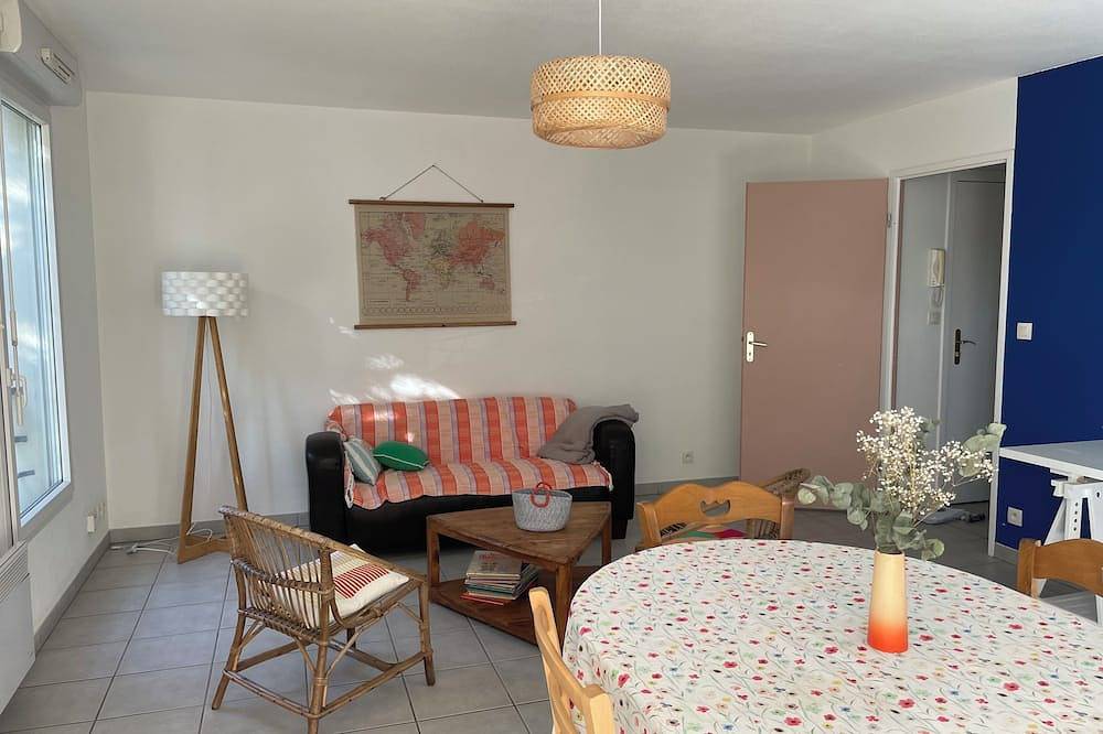 Ganze Wohnung, Chez Pia, apartment with swimming pool in Poitiers, Vienne