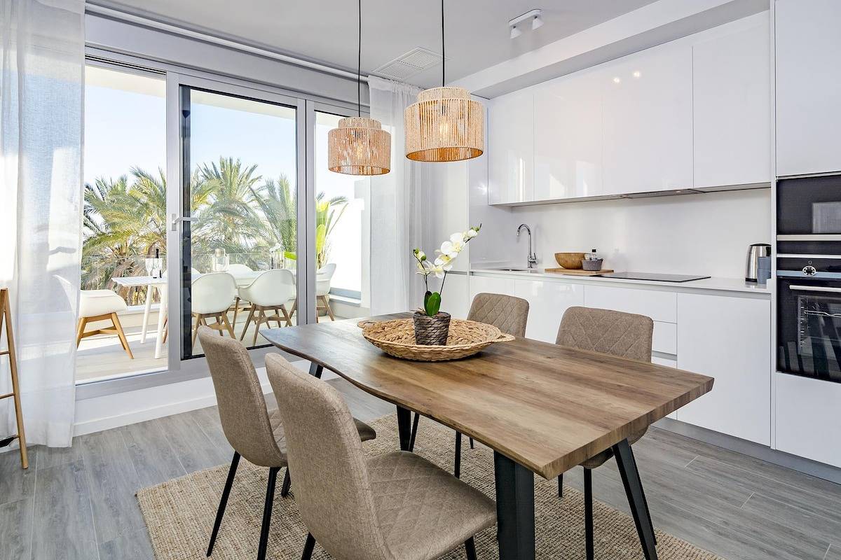 Entire apartment, 2B- Exclusive 2 bedroom apartment in Le Mirage in Cancelada (Estepona), Estepona