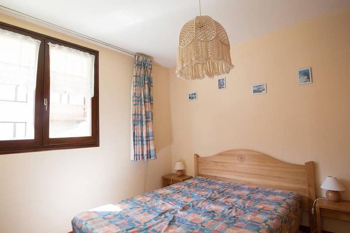 Gîte pour 7 personnes, avec terrasse dans Office De Tourisme De Val Cenis Lanslebourg - 2