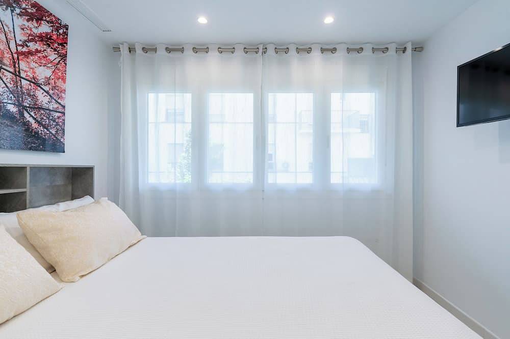 Apartamento entero, Corazón de Triana. Terraza y piscina privada in Central Seville, Sevilla