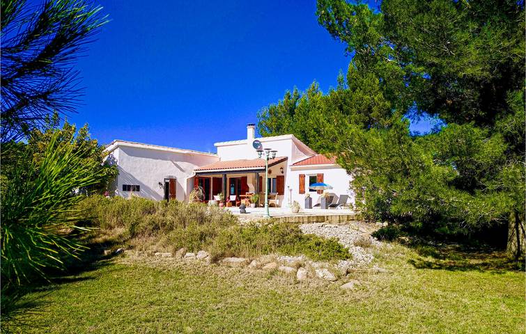 Location de vacances pour 6 personnes, avec jardin ainsi que terrasse et piscine à Pouzols-Minervois - 3