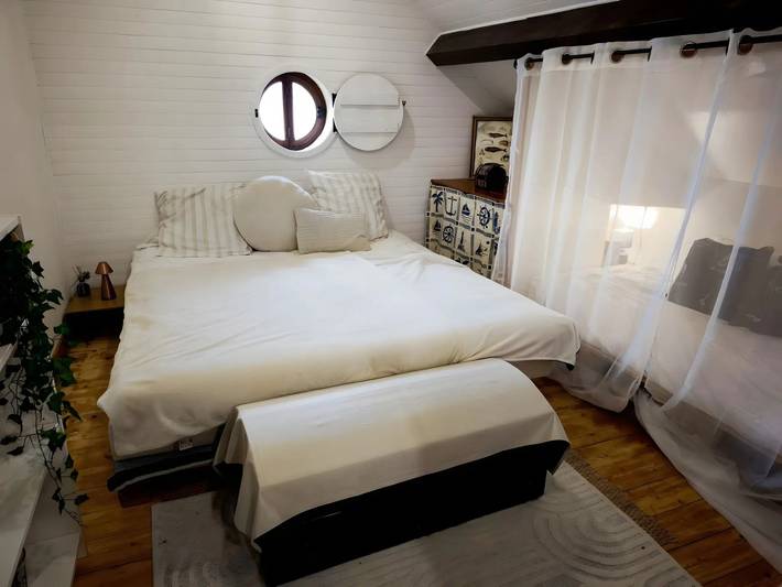 Chambre d’hôte pour 7 personnes, avec balcon et jardin dans l' Isère - 2