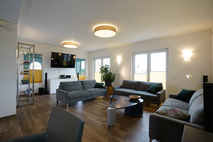 Ferienhaus für 10 Personen, mit Pool und Sauna sowie Garten und Seeblick, kinderfreundlich in Hohen Wieschendorf - 3