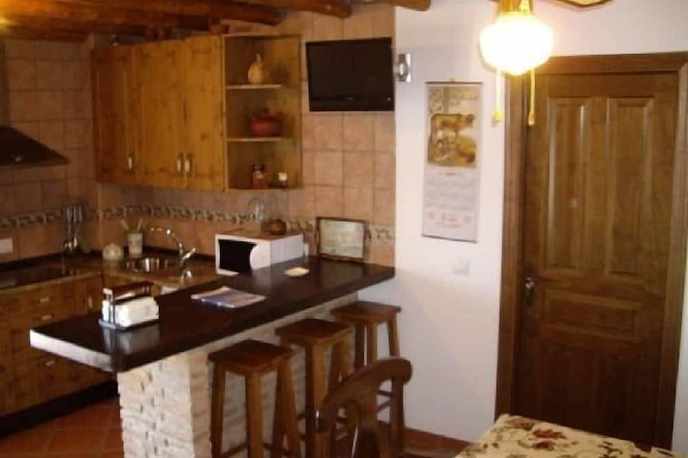 Casa Rural Refugio La Covatilla Iii 65m2 in La Hoya, Provincia de Salamanca