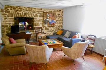 Gîte pour 11 personnes à Affieux