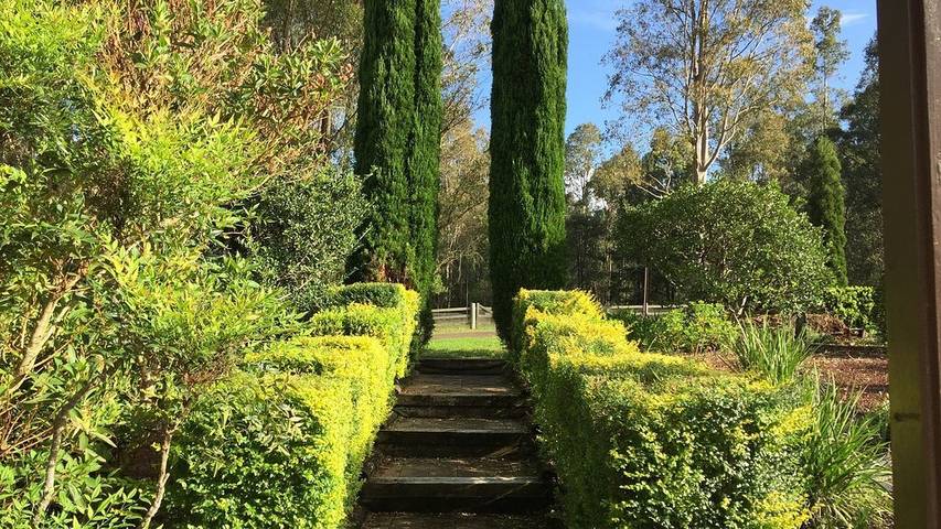 Agriturismo for 10 people, with hot tub and garden in Hunter Valley