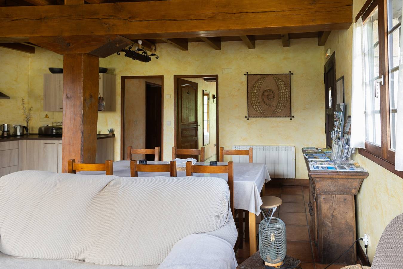 Entire apartment, Country House 'Artizarra' with Mountain View, Private Terrace and Wi-Fi in Hondarribia, Basque Coast (Spain)