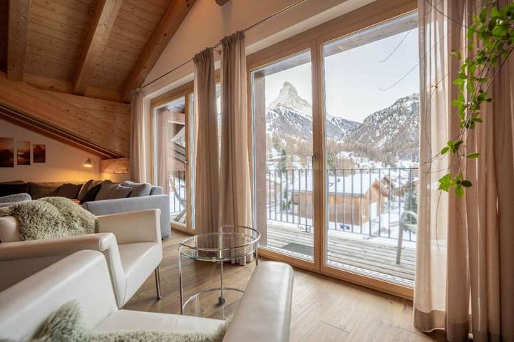 Chalet für 12 Personen, mit Balkon und Terrasse sowie Garten und Sauna