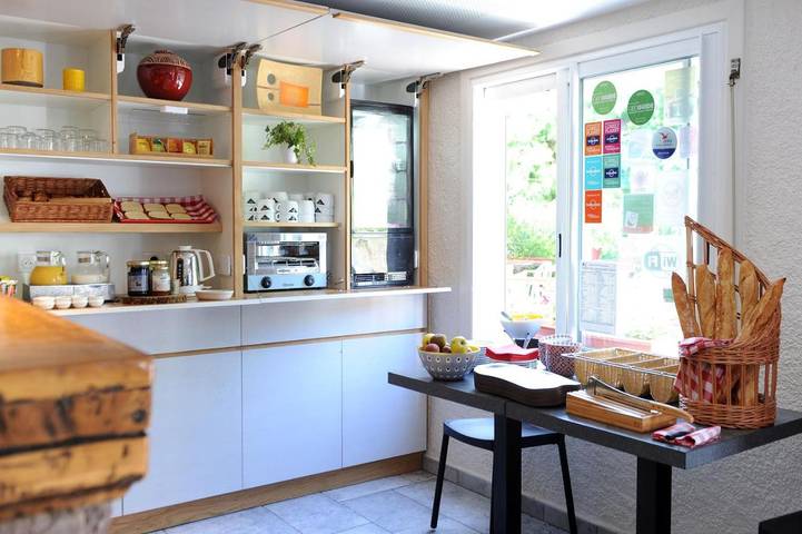 Hôtel pour 4 personnes, avec terrasse et jardin à Saint-Étienne-de-Baïgorry - 3