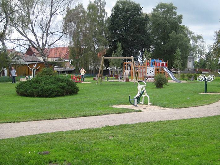 Ferienhaus für 4 Personen, mit Garten und Terrasse, kinderfreundlich in Mecklenburgische Seenplatte - 2