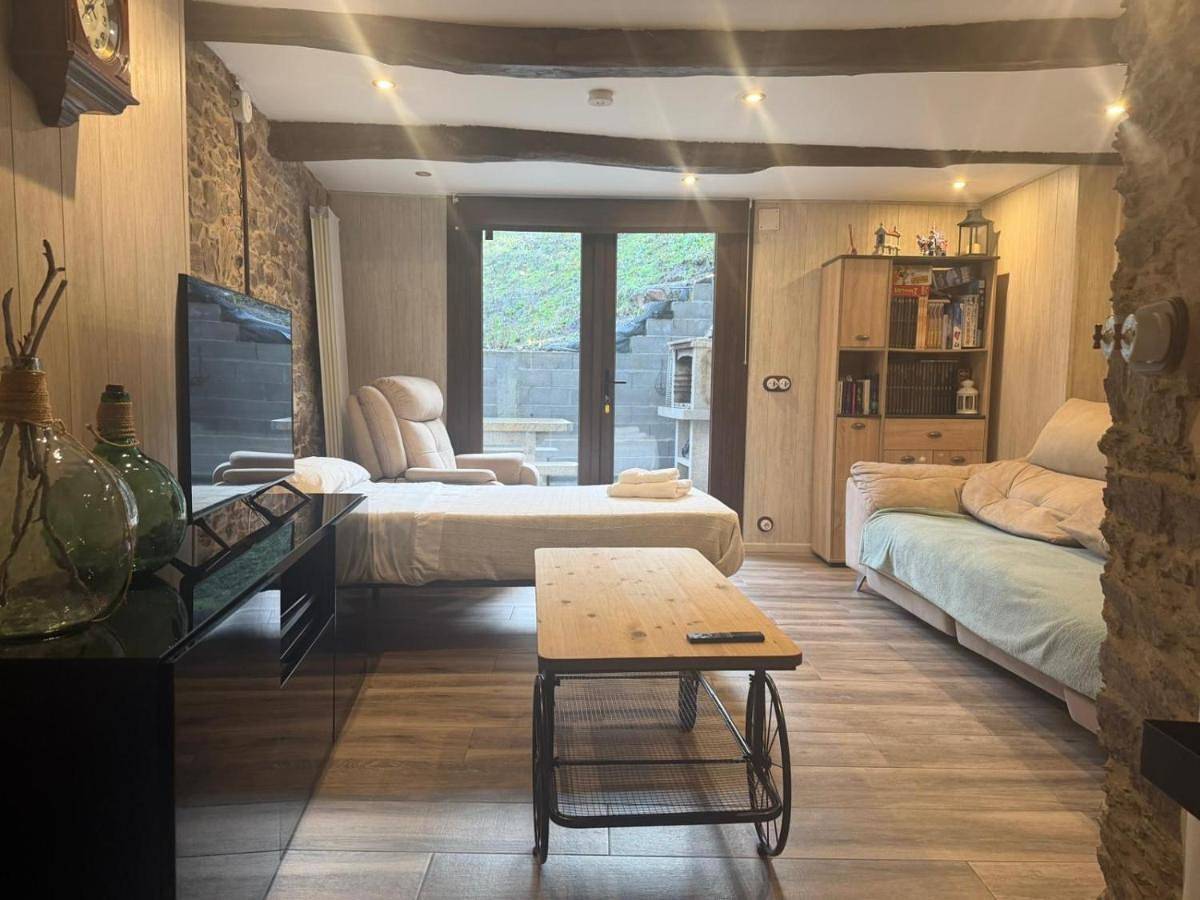 Villa de la paz Ribeira Sacra in Monforte de Lemos, Reserva da Biosfera Ribeira Sacra e Serras do Oribio e Courel