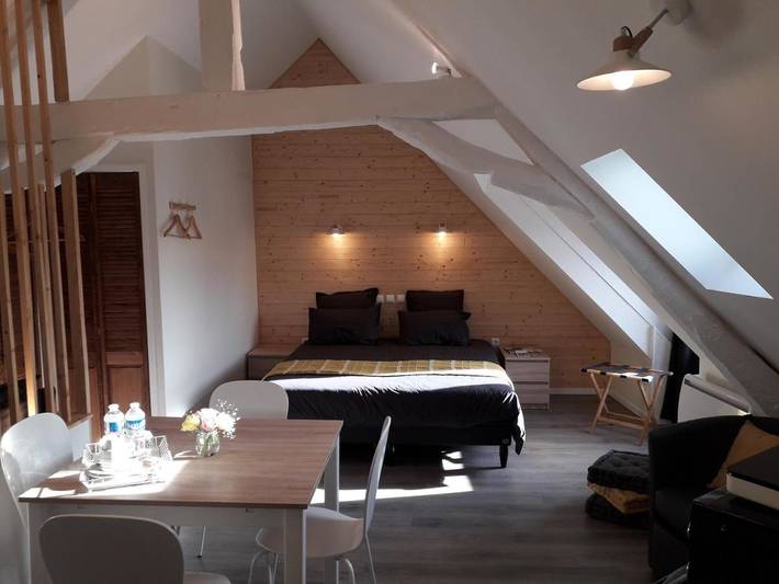 Chambre d’hôte pour 6 personnes, avec Terrasse ainsi que Jardin et Vue