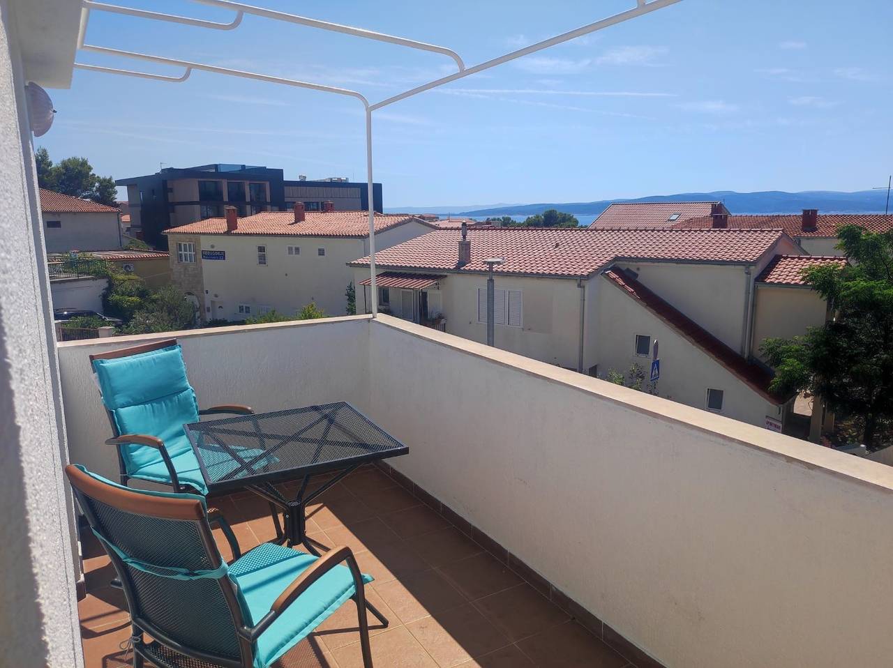 Ganze Wohnung, 1-Zimmer-Ferienwohnung mit Terrasse und Meerblick Baska Voda, Makarska A-6612-e in Baska Voda, Makarska Riviera
