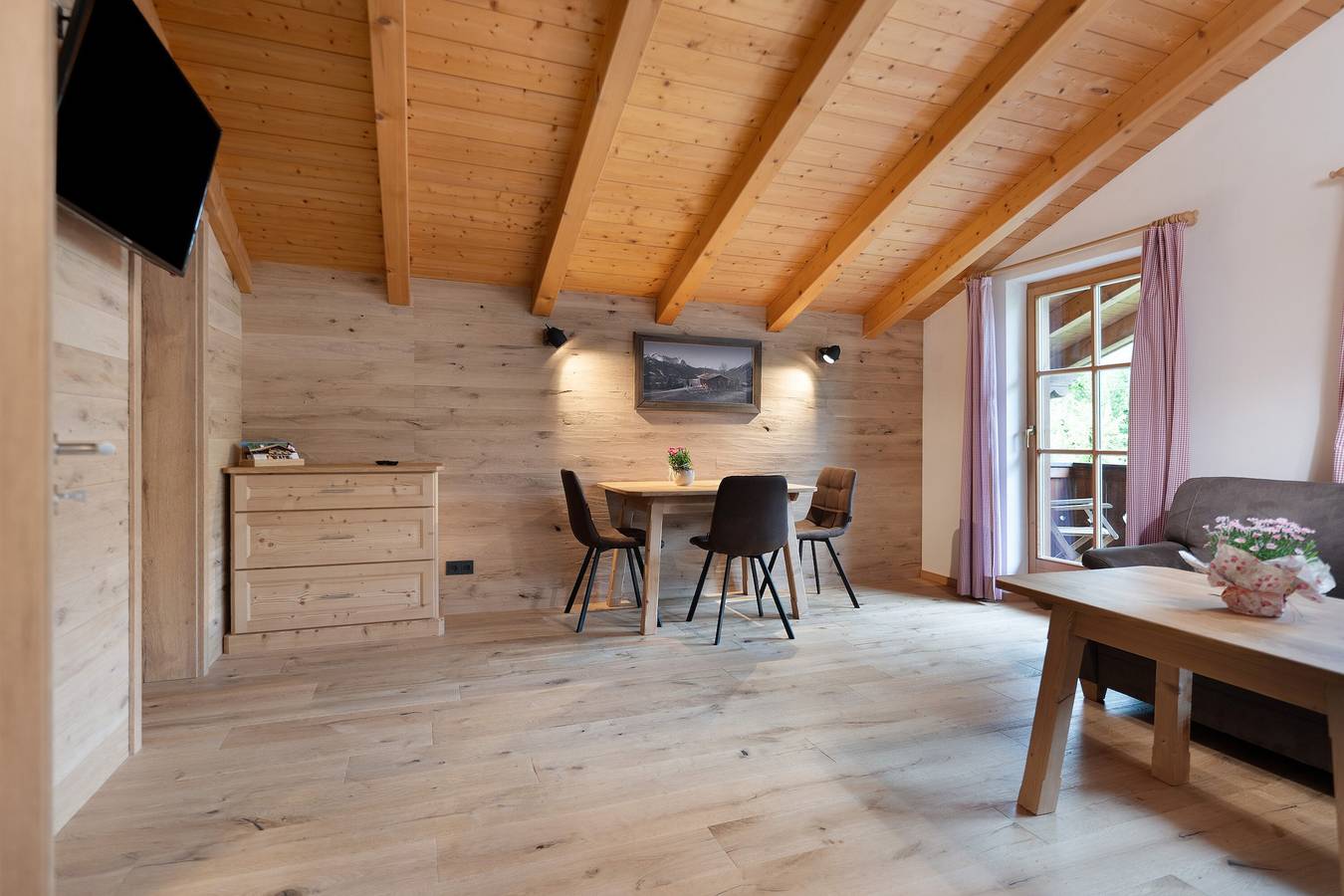 Appartement 'Kramer' met bergzicht, balkon en wifi, foto 6