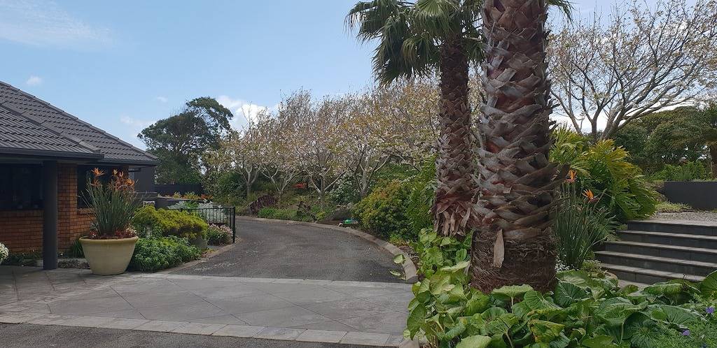 Schwimmbad Tennisplatz, 2 km zum Flughafen & Bell Block, 7 km zum Stadtzentrum in New Plymouth, Taranaki