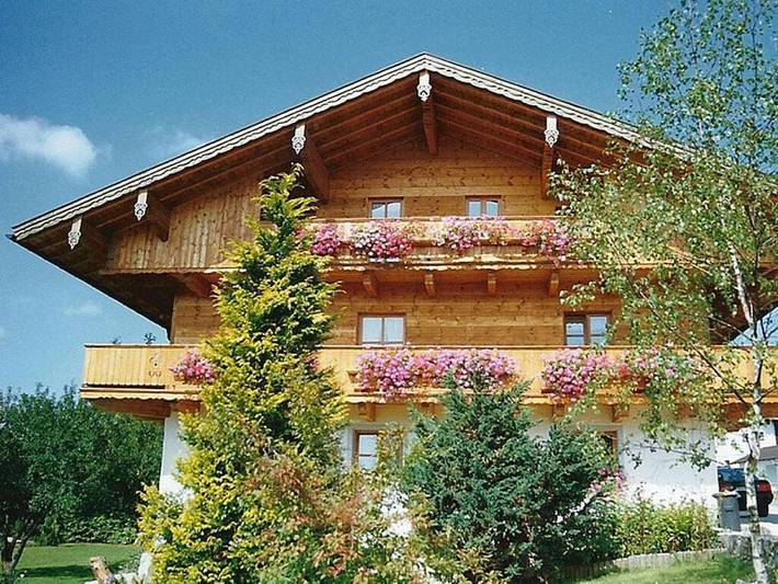 Ferienhaus für 5 Personen, mit Garten und Sauna in Neureichenau