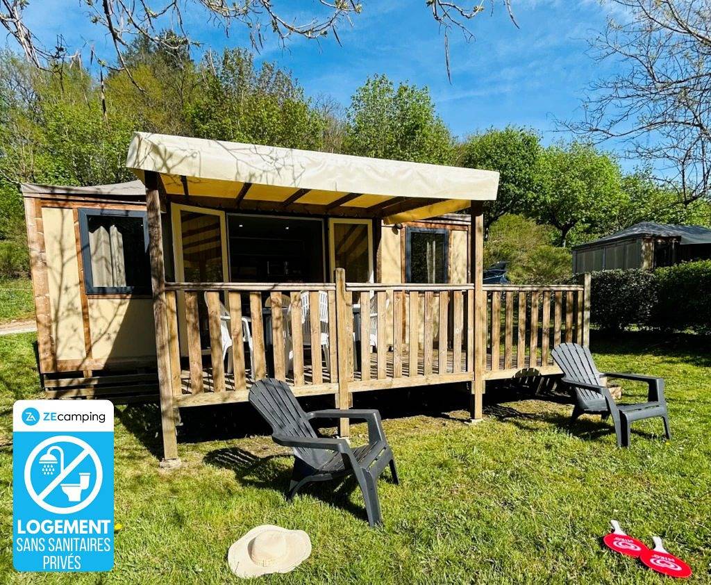 Zecamping 3 étoiles chiens acceptés locatif Bbq 15m2 4 pers in Jumilhac-le-Grand, Parc naturel régional Périgord-Limousin