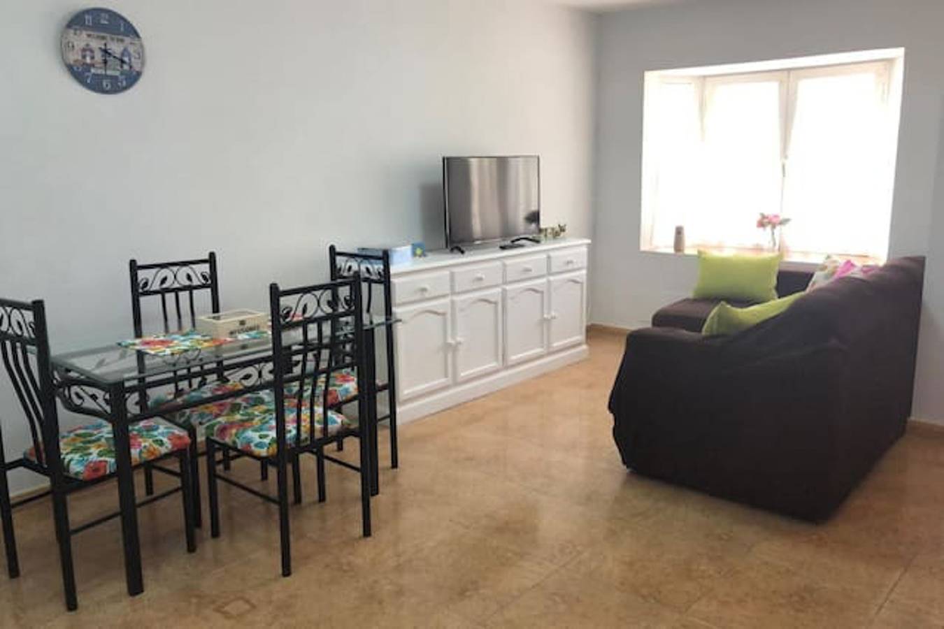 Comfortable House in Antigua with Shared Pool in Costa de Antigua, Antigua