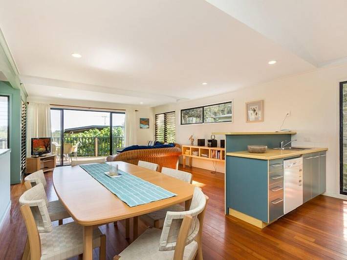 Holiday home for 8 people, with garden in Brisbane