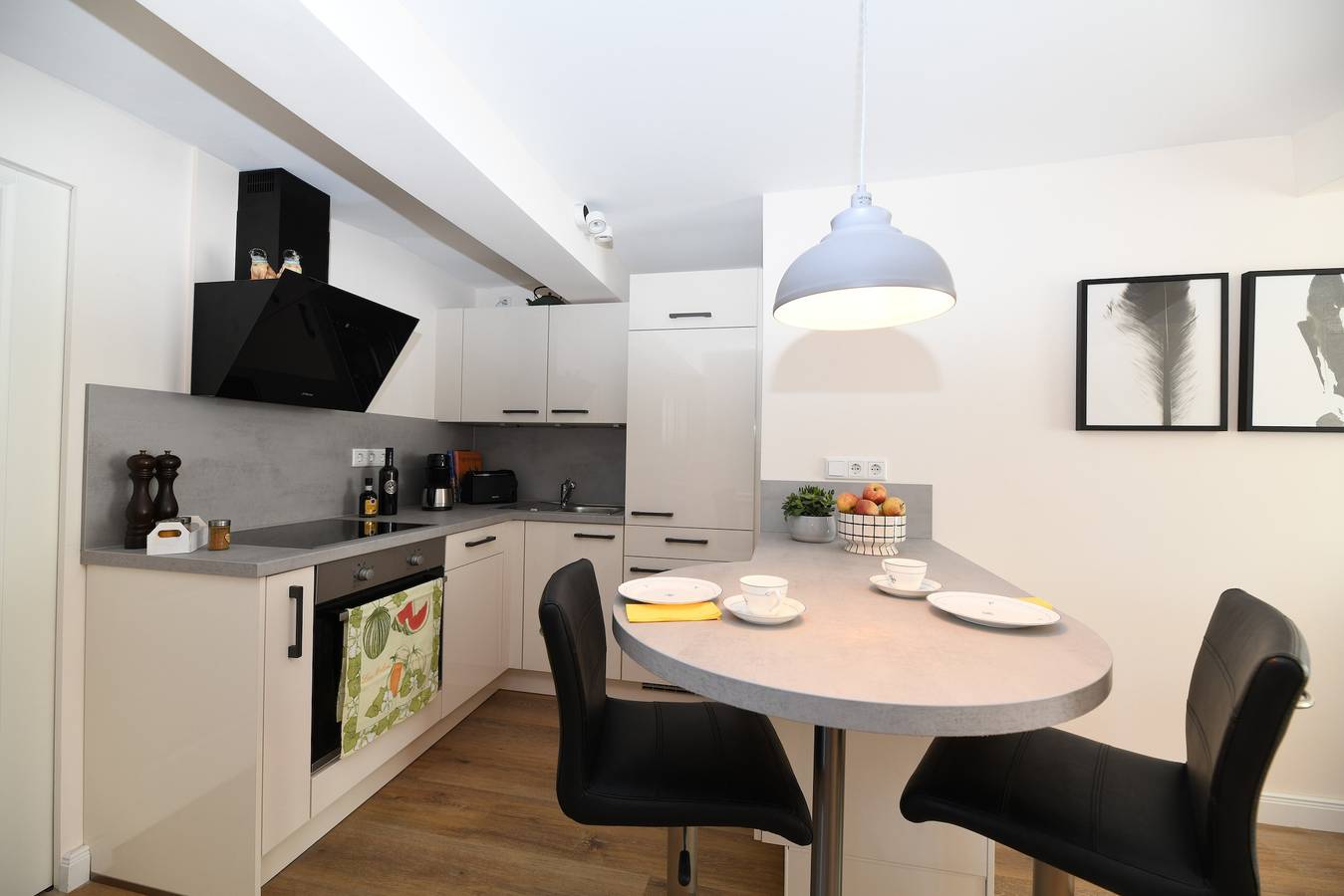 Ganze Wohnung, Ferienwohnung 'Das Schiefe Haus Whg St. Peter' mit Gemeinschaftsterrasse und Wlan in Heppenheim, Bergstraße