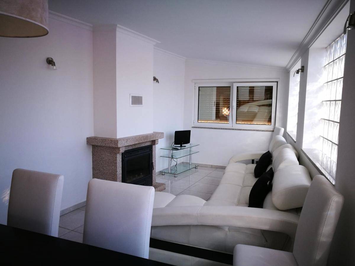 Three-Bedroom House in Vale de Prados, Distrito de Bragança