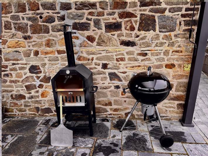 Location de vacances pour 8 personnes, avec vue et jardin à Tellin - 3