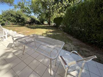 Ferienwohnung für 4 Personen, mit Terrasse und Pool sowie Garten in Soulac-sur-Mer