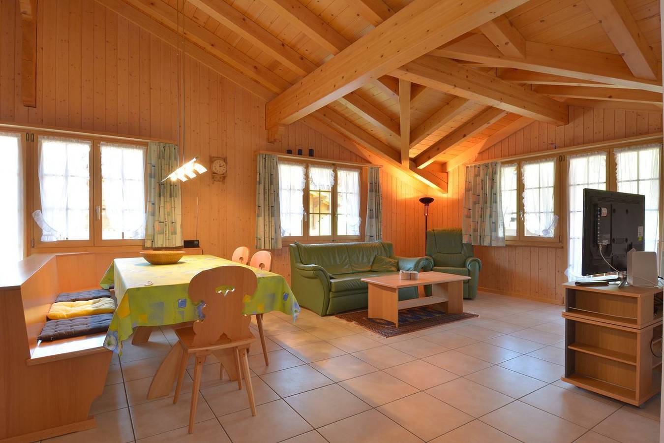 Ganze Wohnung, Ruhige Ferienwohnung für 6 Personen in Adelboden, Frutigen - Lenk - Adelboden