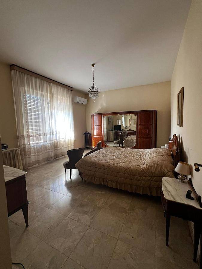 Two-Bedroom House in Pescara, Pescara Provinz