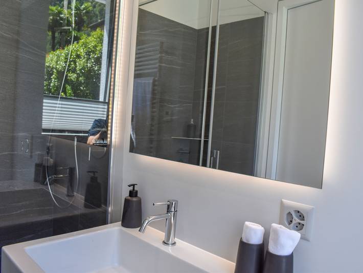 Ferienwohnung für 4 Personen, mit Terrasse und Ausblick, mit Haustier im Tessin - 4