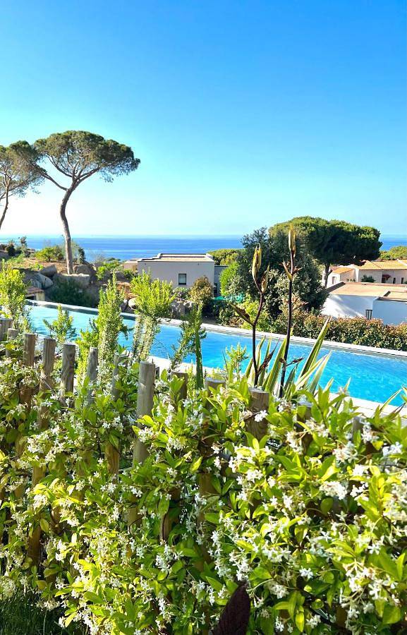 Villa pour 6 personnes, avec jardin ainsi que piscine et vue, animaux acceptés à Calvi